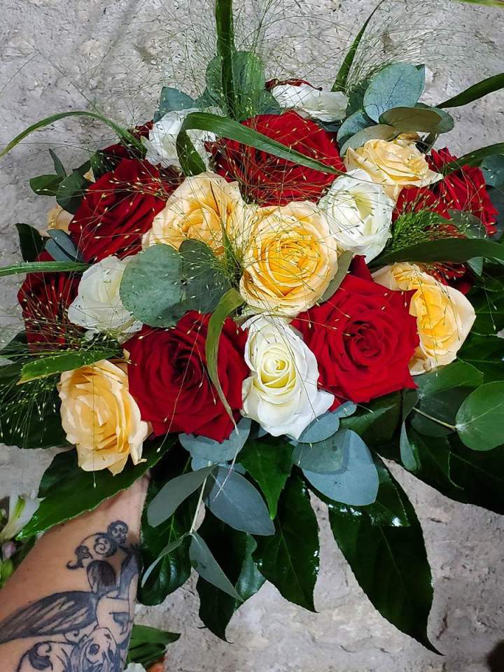Réalisation de compositions florales en tout genre à Angerville